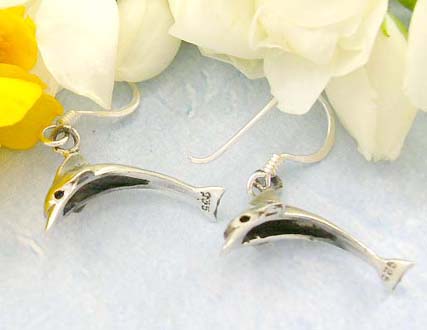 Discount teen jewelry shopping 925 sterling silver earrings with jumping tiny dolphins pattern  