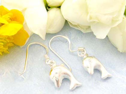 Shopping our piercing wholesale silver jewelry store sterling silver earrings with half-polished cutely baby dolphins designed  