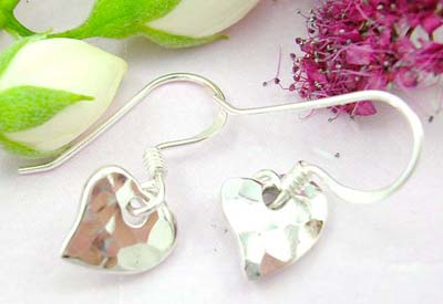 Online shopping store sterling silver earring with multi-facets heart shape pattern decor, fish hook for convenience closure