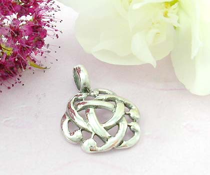 Discount celtic pendant shopping sterling silver pendant design in celtic knot work 