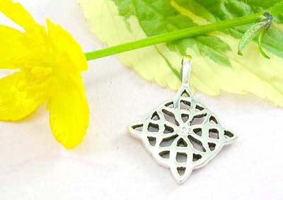 Cheap pendant store sterling silver pendant design in flat diamond shape with cut-out celtic knot work 