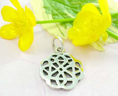 Discount body building jewelry sterling silver pendant with celtic knot work pattern  