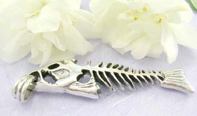 Body cheap jewelry plug sterling silver pendant with long fish bone design          