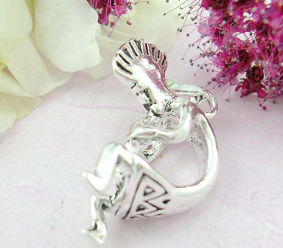 Shopping body hot jewelry online sterling silver pendant with cool man bend his body           