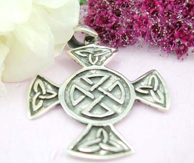 Shopping discount free body pendant celtic work with circle and triangle shape forming in cross design with sterling silver pendant 