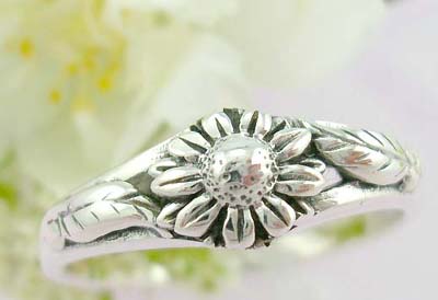 Online sparkle ring catalog sterling silver ring with a sunflower design    