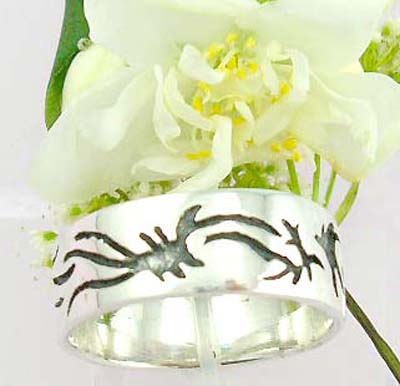  Online body jewlery distributor  catalog Sterling silver ring with crab tattoo pattern      